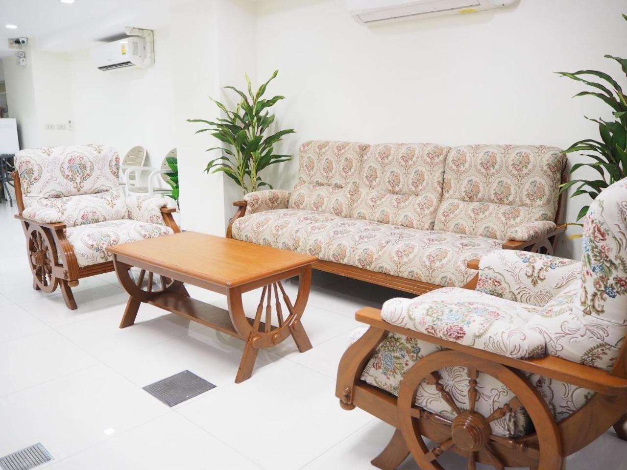 Nana Best Inn Hotel Makkasan Luaran gambar